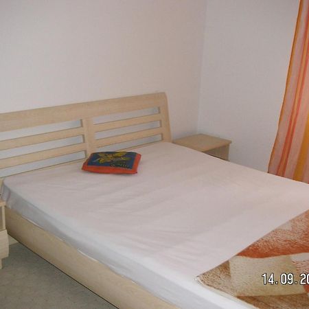 Emona Guest House Nesebar Phòng bức ảnh