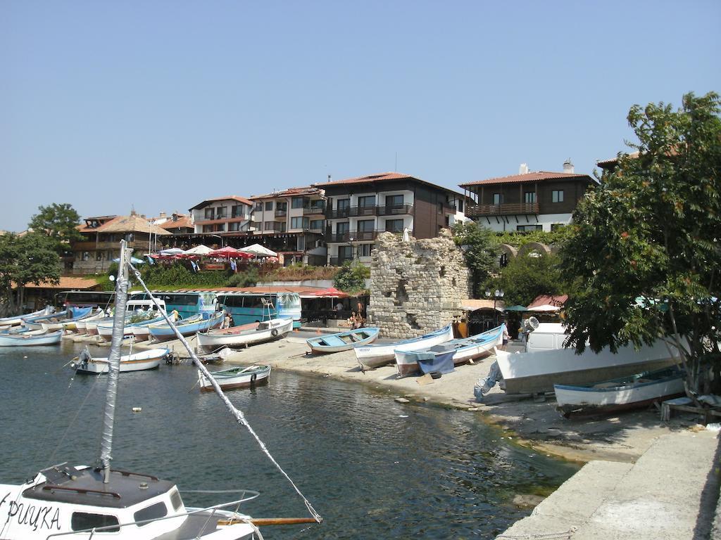 Emona Guest House Nesebar Phòng bức ảnh