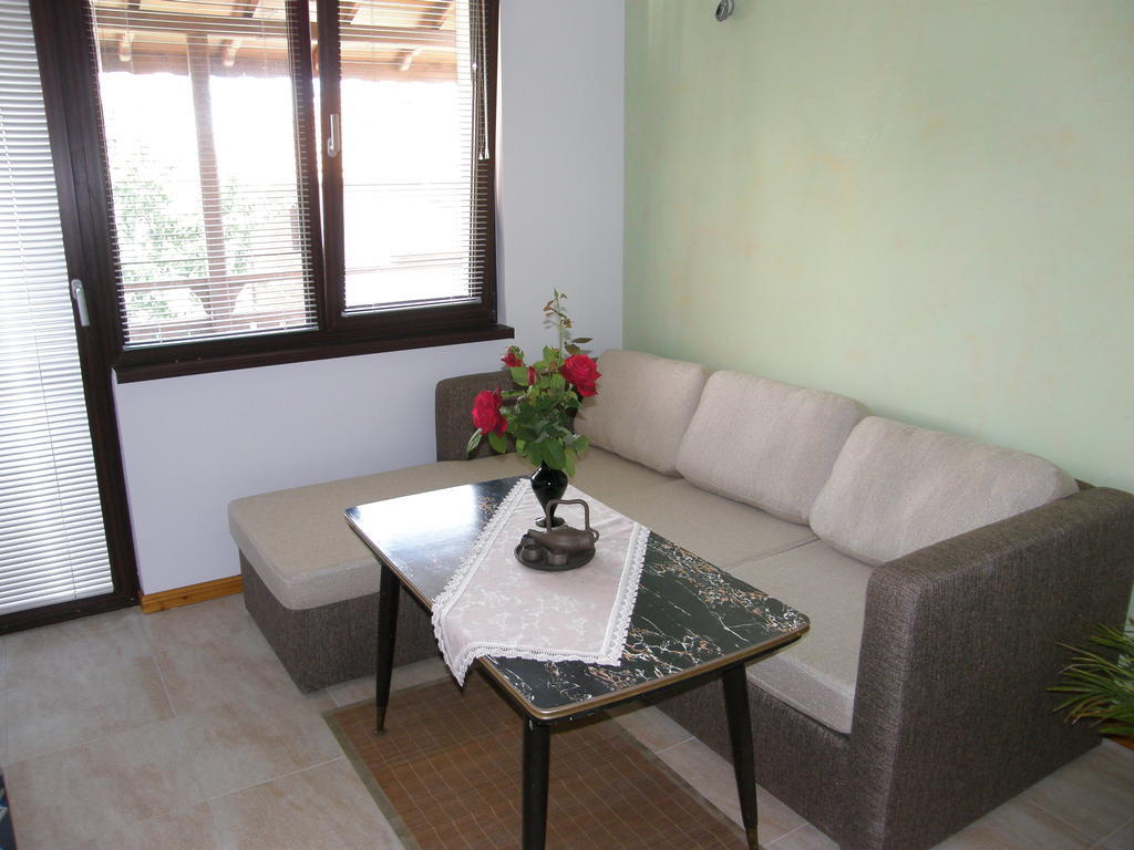 Emona Guest House Nesebar Phòng bức ảnh