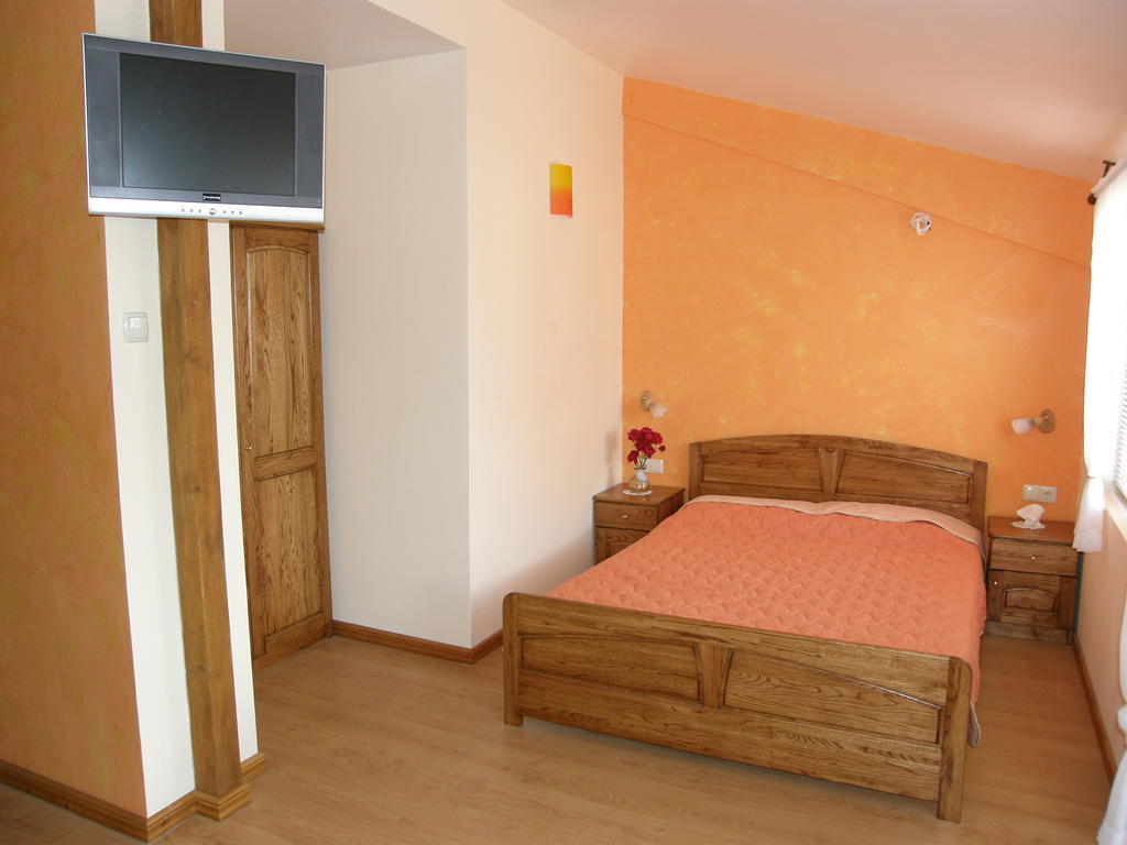 Emona Guest House Nesebar Phòng bức ảnh